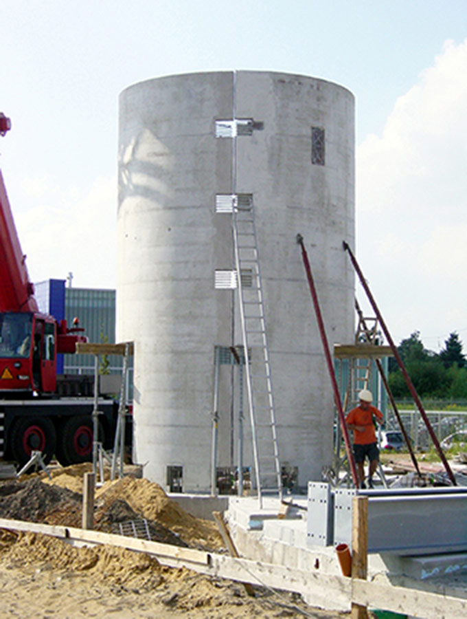 Umsetzung eines Systembaus mit vorgefertigten Turmsegmenten